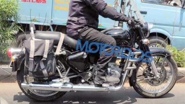 नई रॉयल एनफील्ड क्लासिक को टेस्टिंग के दौरान देखा गया है, नई रॉयल एनफील्ड क्लासिक की फोटोज सामने आयी है