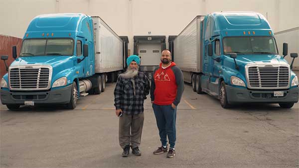 यह सरदारजी अमेरिका में ट्रक चलाकर कमाते है 1.6 करोड़ रुपयें, जानिये क्या है इनकी कमाई का राज