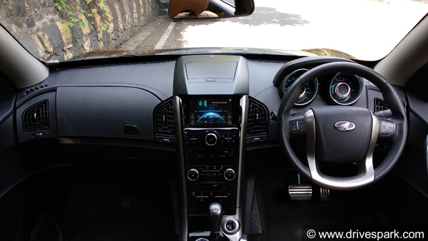 महिंद्रा XUV500 एप्पल कारप्ले अपडेट