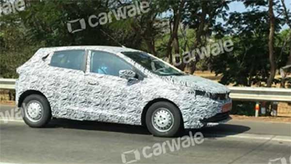 टाटा अल्ट्रोज टेस्टिंग बेस वैरिएंट