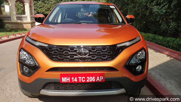 टाटा हैरियर में एप्पल कारप्ले की सुविधा दी गयी