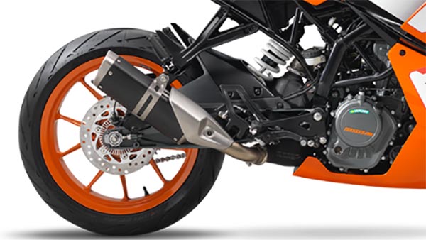 केटीएम आरसी 125 : माइलेज, टॉप स्पीड, फीचर्स, प्राइस, इंजन जानकारी