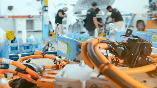 एमजी eZS इलेक्ट्रिक एसयूवी उत्पादन शुरू वीडियो एमजी eZS इलेक्ट्रिक एसयूवी उत्पादन शुरू वीडियो