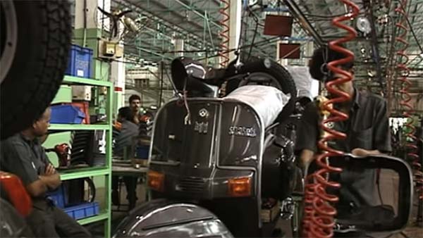 ऑटोपार्ट्स सेक्टर 10 लाख जॉब खतरा जानें कारण