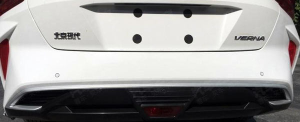 नई हुंडई वरना फेसलिफ्ट की तस्वीरें आई सामने, पढ़ें यहां