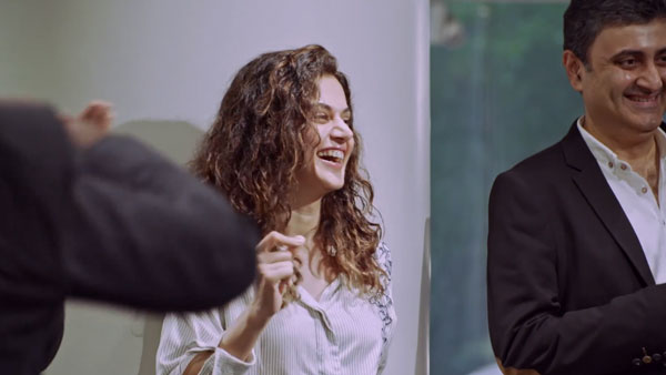 जीप कम्पास डीलरशिप के कर्मचारियों ने दिया तापसी पन्नू को सरप्राइज, पढ़ें यहां