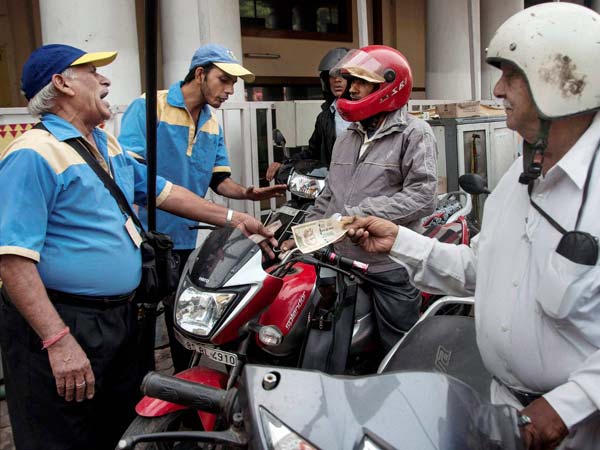 बीएस 6 वाहन के पेट्रोल, डीजल की कीमतों में होगी बढ़ोत्तरी