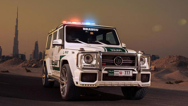 दुबई पुलिस के पास है दुनिया की सबसे तेज कार, 407 किलोमीटर घंटे की है रफ्तार दुबई पुलिस के पास है दुनिया की सबसे तेज कार, 407 किलोमीटर घंटे की है रफ्तार