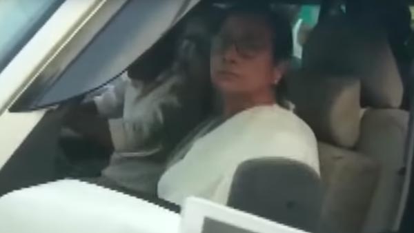 मुख्यमंत्री ममता बनर्जी काफिला ट्रैफिक रुकवाने से मना किया पुलिस को फटकार लगाई