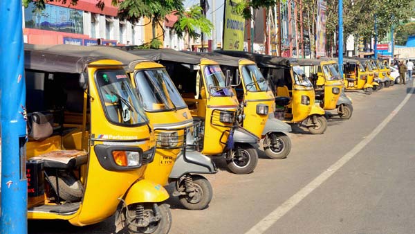 मुंबई में 900 से अधिक ऑटोवालों के लाइसेंस हुए रद्द, सवारी ना बिठाने का है आरोप