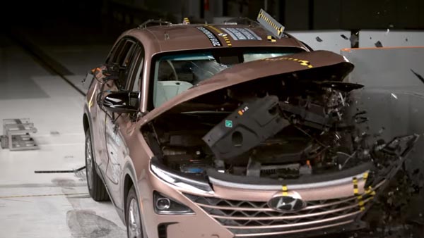 आईआईएचएस ने हुंडई नेक्सो फ्यूल सेल एसयूवी को किया सम्मानित, उत्कृष्ट सुरक्षा के लिए मिला अवार्ड