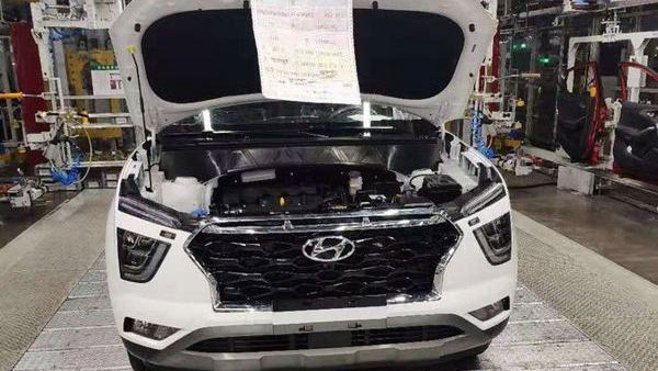 नई हुंडई क्रेटा इंटीरियर फोटो लीक फीचर्स न्यू जनरेशन क्रेटा लॉन्च जानकारी