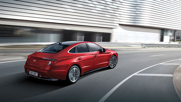 ऑटो कंपनियों को मिला परिवहन विभाग का साथ, हाइब्रिड वाहनों पर जीएसटी दर को किया जाएगा कम ऑटो कंपनियों को मिला परिवहन विभाग का साथ, हाइब्रिड वाहनों पर जीएसटी दर को किया जाएगा कम