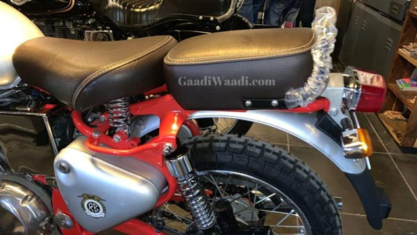 रॉयल एनफील्ड के डीलर ट्रायल्स मॉडल को दे रहे क्लासिक की शक्ल, जानिये क्यों कर रहे ऐसा रॉयल एनफील्ड के डीलर ट्रायल्स मॉडल को दे रहे क्लासिक की शक्ल, जानिये क्यों कर रहे ऐसा