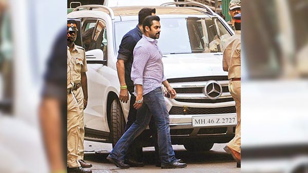 सलमान खान की गैराज की शोभा बढ़ाती है ये लग्जरी कार, रेंज रोवर से लेकर बीएमडब्लू एक्स 6 है शामिल