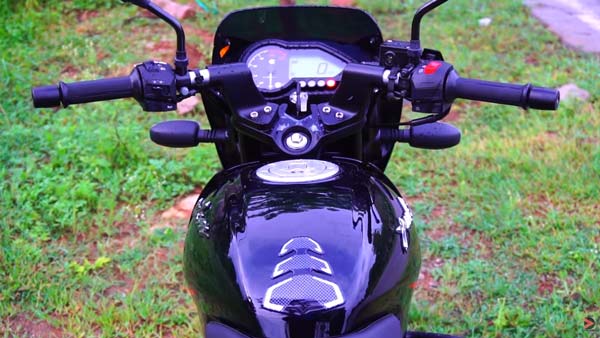 बजाज पल्सर 125 क्लासिक की कीमत में बढ़ोत्तरी, जानिए क्या है नई कीमत