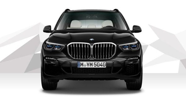 फिल्म स्टार नागार्जुना ने बैंडमिटन चैंपियन पीवी सिंधु को बीएमडब्ल्यू एक्स 5 से किया सम्मानित