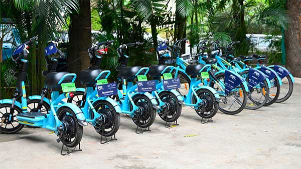 दिल्ली में मेट्रो स्टेशनों पर किराये में मिलेगी इलेक्ट्रिक साइकिल, डीएमआरसी-युलु बाइक के बीच हुई साझेदारी