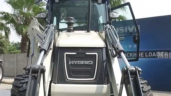 एस्कॉर्टस ने पेश की भारत की पहली हाइब्रिड ट्रैक्टर और बेकहो लोडर, सामने आई यह जानकारियांं एस्कॉर्टस ने पेश की भारत की पहली हाइब्रिड ट्रैक्टर और बेकहो लोडर, सामने आई यह जानकारियांं