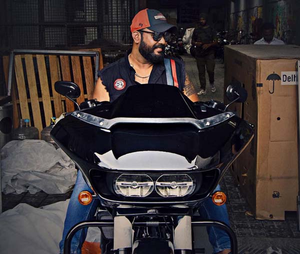 पुलिस ने काटा हार्ले डेविडसन बाइक का चालान, म्यूजिक सिस्टम को बताया वजह पुलिस ने काटा हार्ले डेविडसन बाइक का चालान, म्यूजिक सिस्टम को बताया वजह