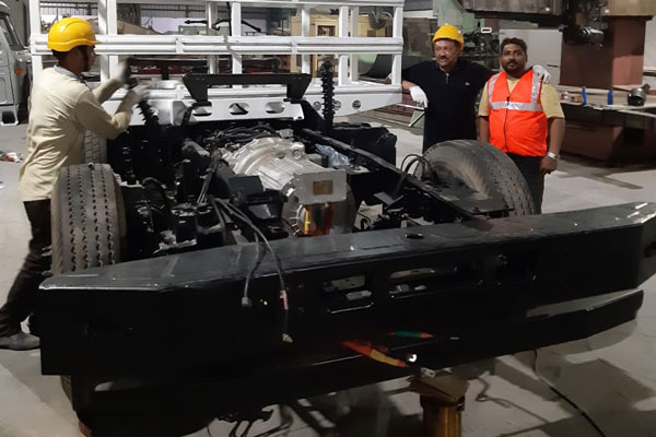 देश की पहली इलेक्ट्रिक ट्रक का हुआ खुलासा, जानिये इसके परफॉर्मेंस व रेंज के बारें में