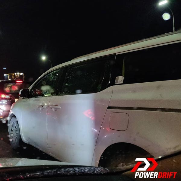 किया कार्निवल एमपीवी इंडिया टेस्टिंग फोटो लॉन्च जानकारी