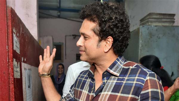 भारतीय क्रिकटरों की यह नई कारें है इतनी शानदार, बीएमडब्ल्यू से बेंटले तक है शामिल