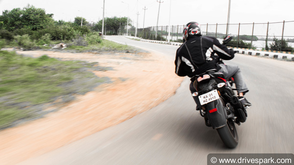 नई टीवीएस अपाचे आरटीआर 200 4वी के जानकारी आई सामने, 2020 में होगी लॉन्च नई टीवीएस अपाचे आरटीआर 200 4वी के जानकारी आई सामने, 2020 में होगी लॉन्च