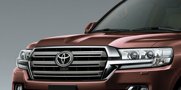 टोयोटा लैंड क्रूजर बनी पीएम मोदी की नई सवारी, पिछले पांच सालों में बदली है चार कारें