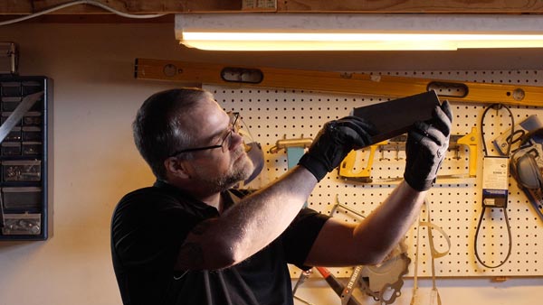 लेम्बोर्गिनी एवेंटाडोर का असल मॉडल बनाया पिता-बेटे ने, कंपनी ने दिया ये तोहफा