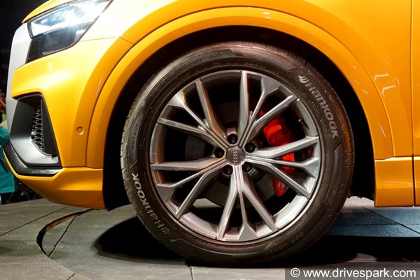 ऑडी क्यू8 प्राइस इंडिया लॉन्च: 1.33 करोड़ रुपये कीमत फीचर्स विराट कोहली पहले ग्राहक