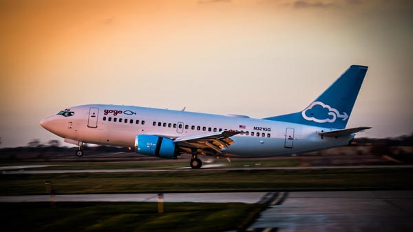 एयरोप्लेन में क्यों नहीं होना चाहिए फ्री वाई-फाई, जानिए क्या है वजह