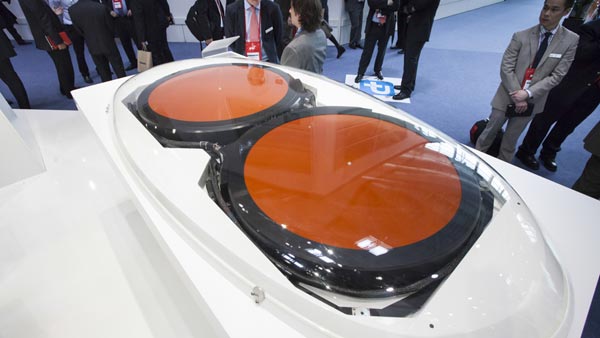 एयरोप्लेन में क्यों नहीं होना चाहिए फ्री वाई-फाई, जानिए क्या है वजह