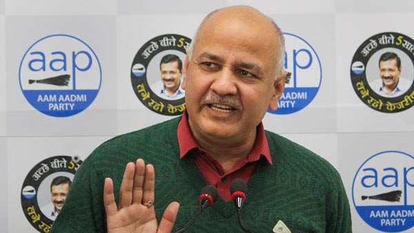 मनीष सिसोदिया का कटा चालान, बिना हेलमेट चला रहे थे बाइक मनीष सिसोदिया का कटा चालान, बिना हेलमेट चला रहे थे बाइक