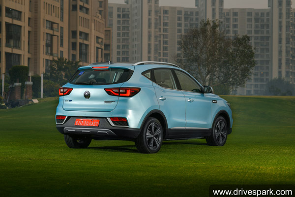 एमजी जेडएस ईवी बुकिंग 2800 यूनिट 27 दिनों में