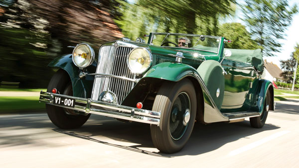 यह कार कंपनियां है 100 साल से भी ज्यादा पुरानी, नाम जानकर हो जाएंगे हैरान