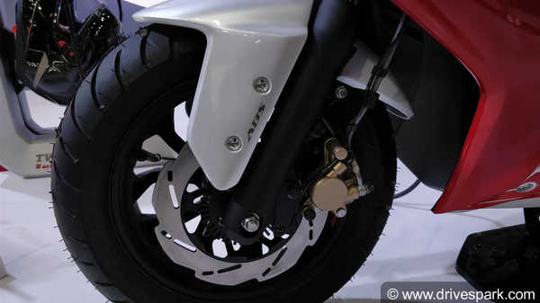 टीवीएस इलेक्ट्रिक स्कूटर (टीवीएस क्रियान) डिजाइन फीचर्स स्पाई तस्वीरें टीवीएस इलेक्ट्रिक स्कूटर (टीवीएस क्रियान) डिजाइन फीचर्स स्पाई तस्वीरें