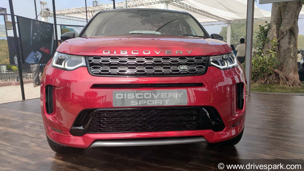 न्यू लैंड रोवर डिस्कवरी स्पोर्ट लॉन्च कीमत 57.06 लाख रुपये फीचर्स इंजन अपडेट जानकारी