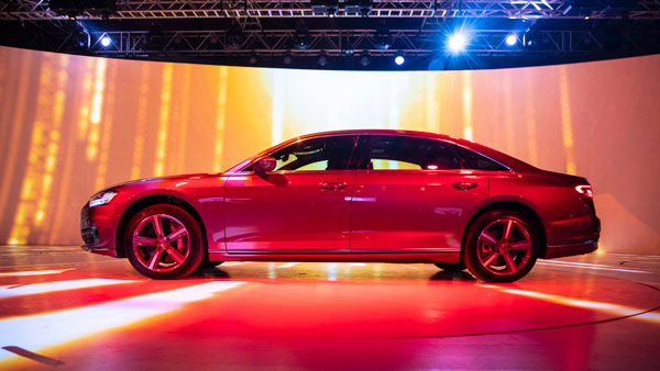 न्यू-जनरेशन ऑडी ए8एल भारत में हुई लॉन्च, शुरुआती कीमत 1.56 करोड़ रुपये से शुरू