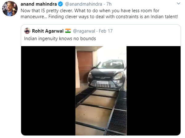 आनंद महिंद्रा ने ट्वीट किया कार पार्किंग का वायरल वीडियो, लोग कर रहे हैं इस जुगाड़ की तारीफ