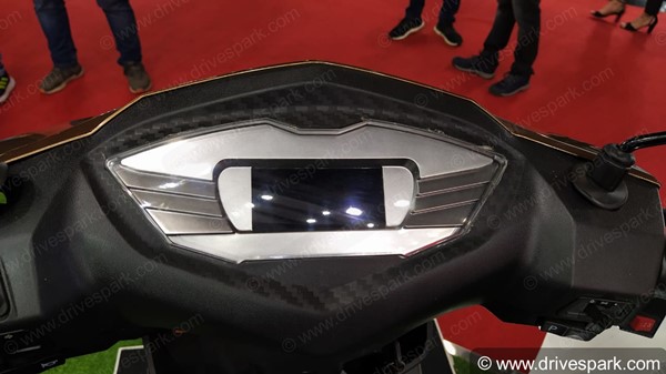 इवोलेट डर्बी क्लासिक इलेक्ट्रिक स्कूटर ऑटो एक्सपो 2020 में हुई पेश, देखें तस्वीरें