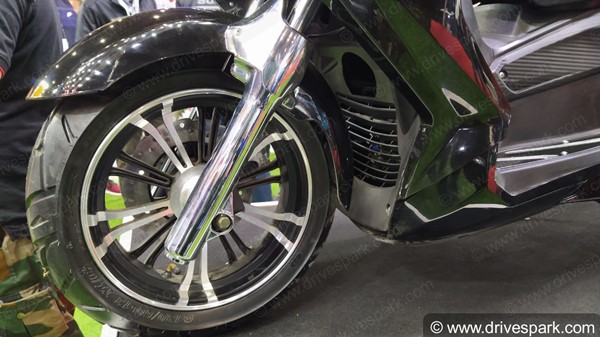 इवोलेट रैप्टर इलेक्ट्रिक मैक्सी स्कूटर ऑटो एक्सपो 2020 में हुई पेश, देखें तस्वीरें