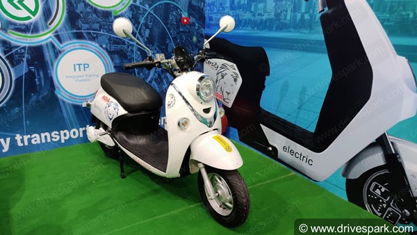 कबीरा मोबिलिटी इलेक्ट्रिक स्कूटर व बाइक ऑटो एक्सपो 2020 रेंज फीचर्स जानकारी