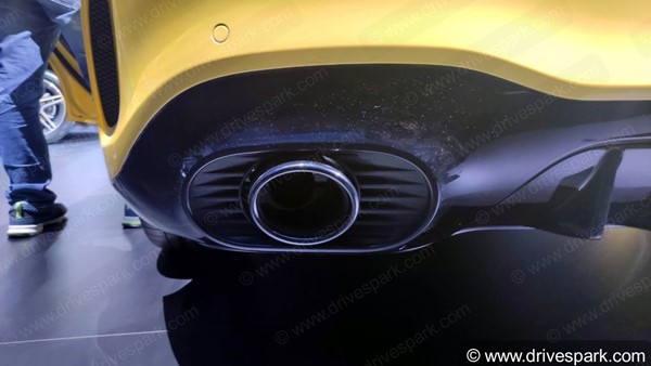 मर्सिडीज ए-क्लास लिमोजीन की बुकिंग 2 लाख रुपये से हुई शुरू, जानिए कब होगी लॉन्च