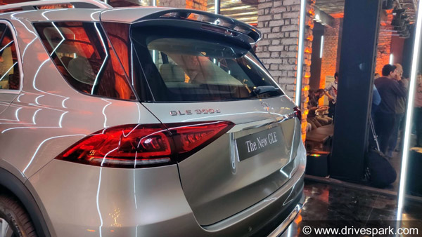 भारत में डिलीवर हुई पहली नेक्स्ट-जनरेशन मर्सिडीज-बेंज जीएलई 300डी, कीमत 73.5 लाख रुपये से शुरू