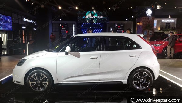 एमजी एमजी3 हैचबैक ऑटो एक्सपो 2020 पेश इंजन फीचर्स जानकारी