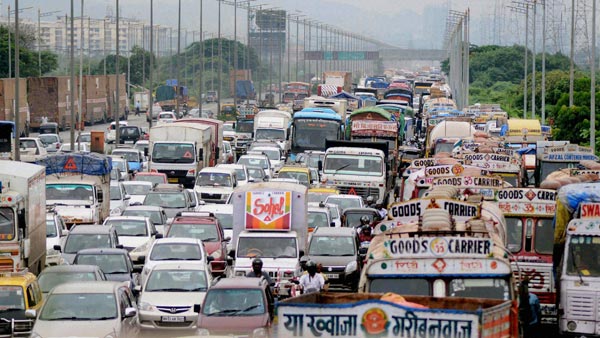 मुंबई फ्लाईओवर, हाईवे नई स्पीड लिमिट ट्रैफिक पुलिस जानकारी मुंबई फ्लाईओवर, हाईवे नई स्पीड लिमिट ट्रैफिक पुलिस जानकारी