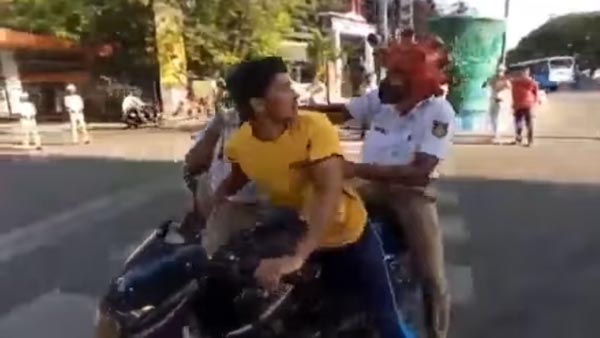 कोरोना का कहरः लॉकडाउन का पालन न करने वालों के लिए बैंगलुरू पुलिस बनी कोरोना वायरस, देखें वीडियो