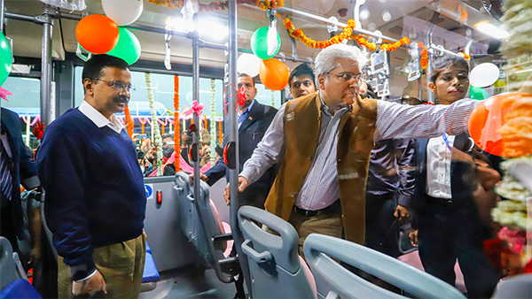 दिल्ली में चलाई जाएंगी 9000 नई बसें, मॉडल के रूप में विकसित होगी परिवहन व्यवस्था