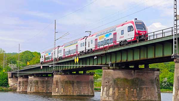 लक्जमबर्ग पब्लिक ट्रांसपोर्ट मुफ्त बस या ट्रेन की सवारी पर नहीं आयेगा कोई खर्च